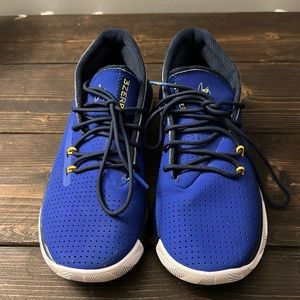 Under Armour Steph Curry Blue Shoes Size 7Y